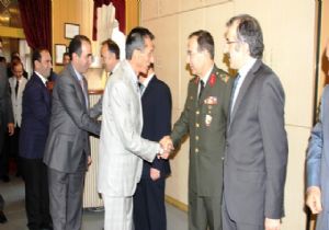 Protokol Öğretmenevi'nde bayramlaştı